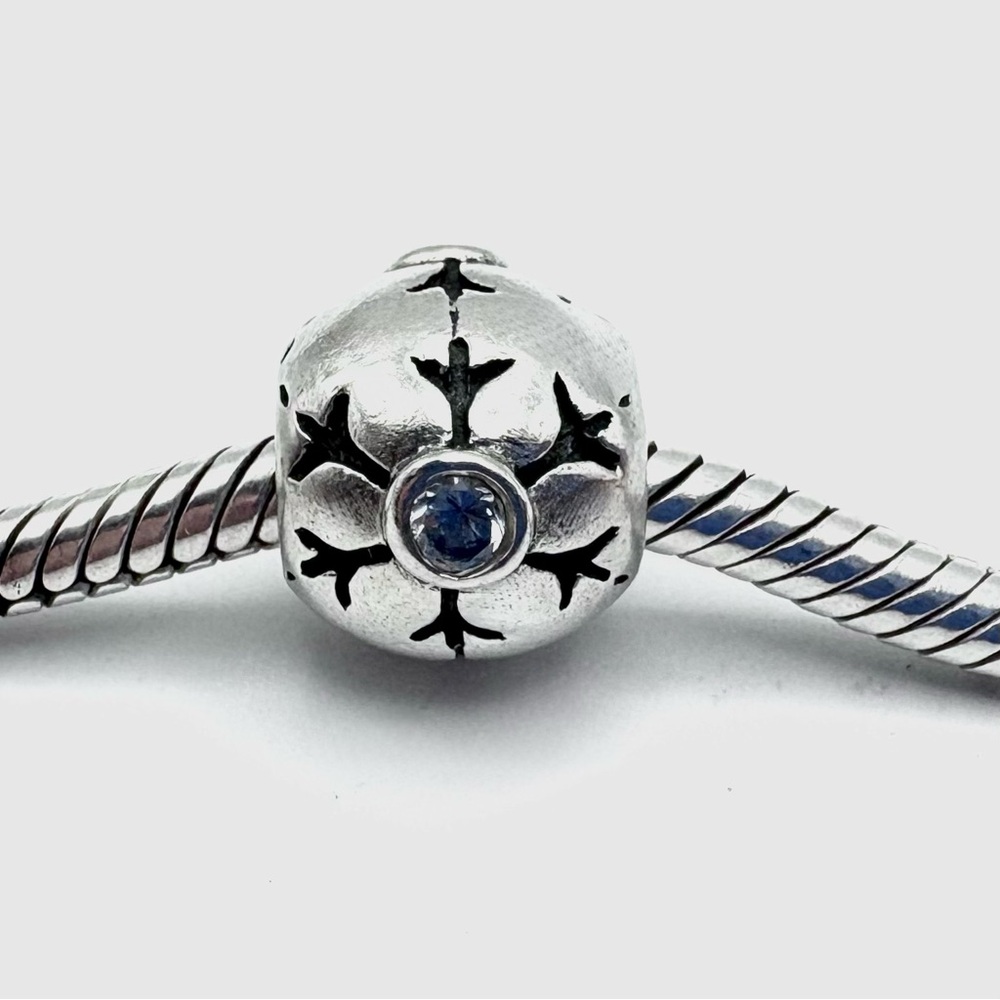 Pandora Snowflake Sterling Silver Charm With Light Blue CZ